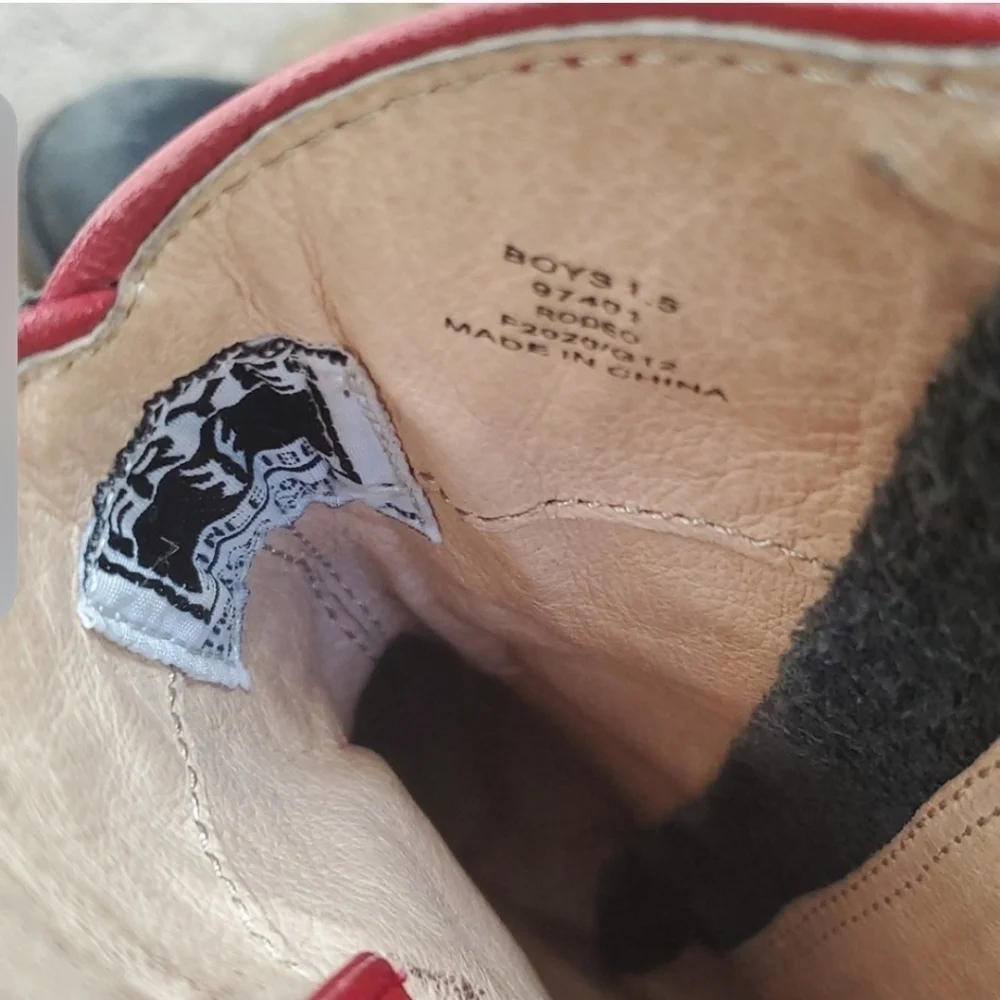 Frye rodeo boys red stitch boots